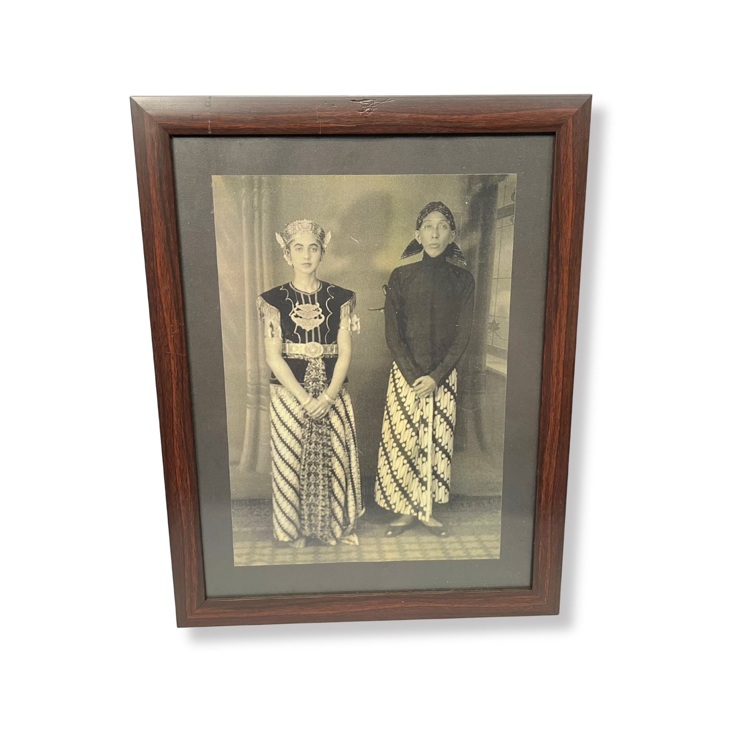 ANTIQUE FRAMED COLLECTIBLE OLD PHOTOGRAPH